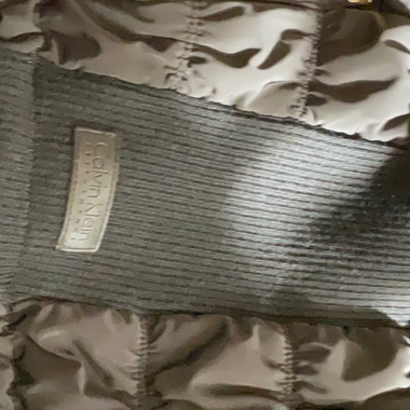 Calvin Klein black vest - Picture 8 of 10